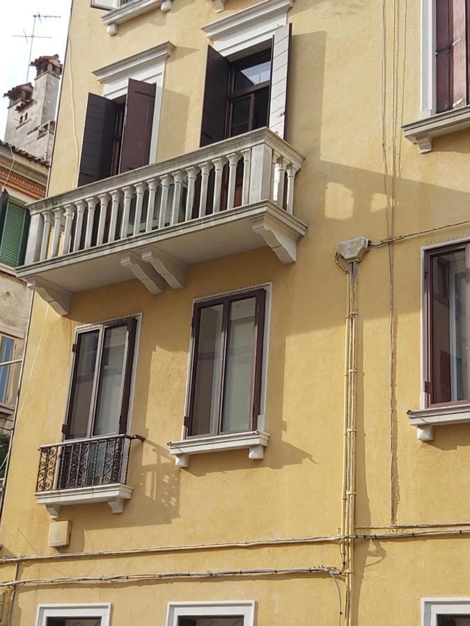 A Casa Di Claudia Διαμέρισμα Βενετία Εξωτερικό φωτογραφία